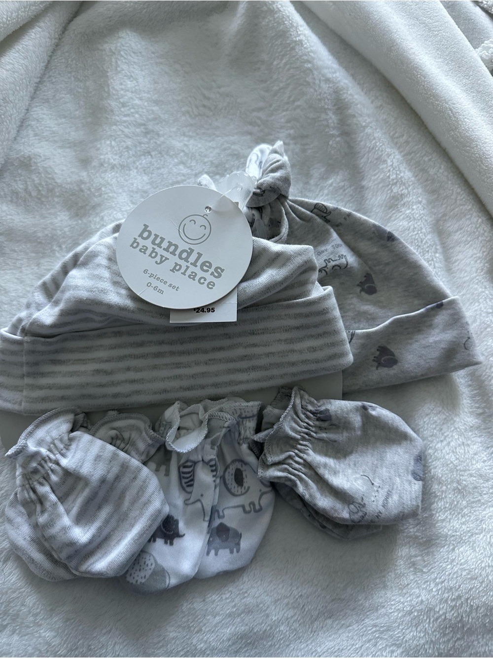 bundles baby place Gray Baby Hat & Mittens Set - 6 Piece
